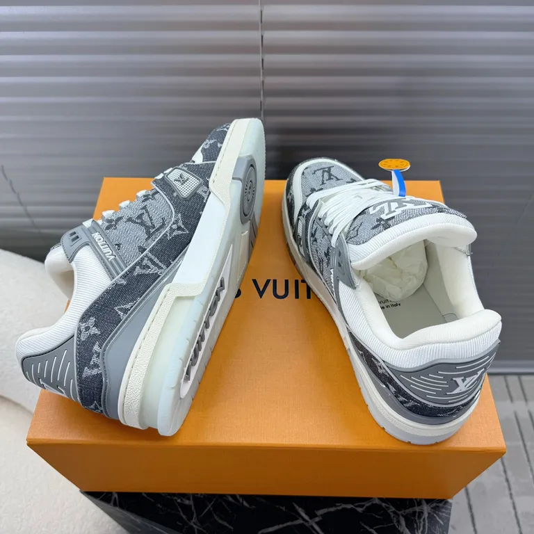 Louis Vuitton Shoe 